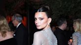 La profunda reflexión de Emily Ratajkowski sobre por qué muchas mujeres se divorcian antes de los 30: “No creo que haya algo mejor”