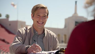 Medium Tyler Henry Returns To Netflix With ‘Live From The Other Side’ Weekly Series