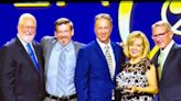 OutsideAgents.com Wins Host Agency Member of the Year Award at Travel Leaders Network EDGE Conference