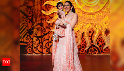 Shloka Ambani and daughter Veda proved to be the cutest mother-daughter duo in matching lehengas | - Times of India