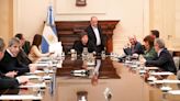 Javier Milei reunió al Gabinete completo en medio de la tensión cambiaria