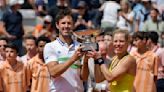 A chance text leads Laura Siegemund, Edouard Roger-Vasselin to Roland Garros mixed doubles title | Tennis.com