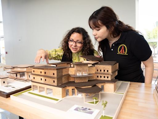 El Dorado High School teacher inspires students through architecture academy