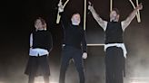 Take That revive la pasión adolescente de los 90 en Sevilla