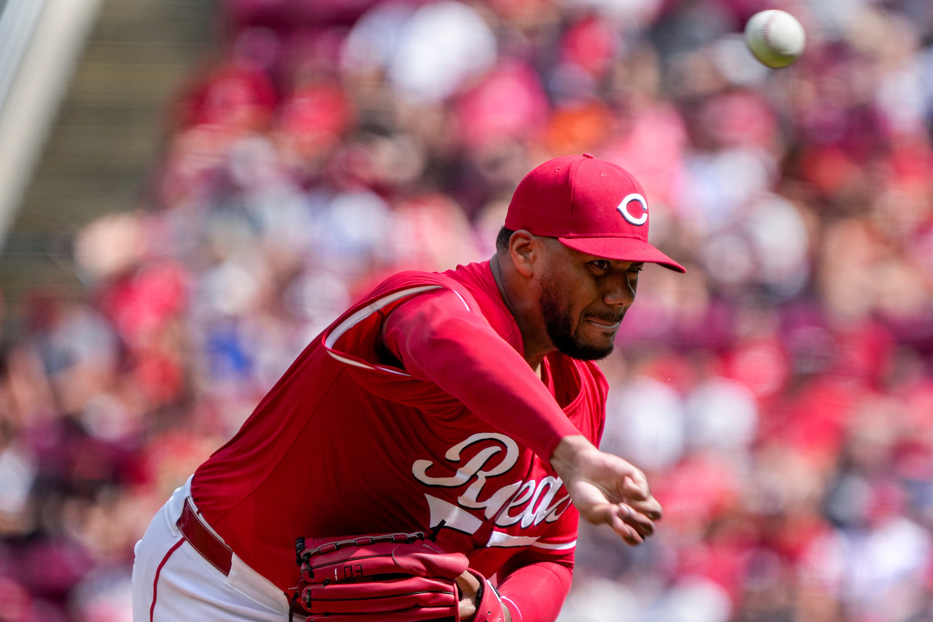 The Reds waste seven shutout innings from Hunter Greene in loss to the Tigers