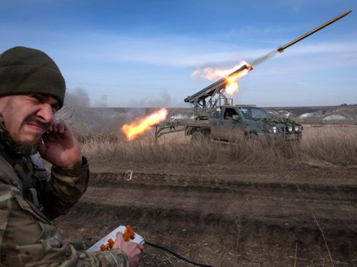 Ukraine arming troops with weapons destined for scrapheap