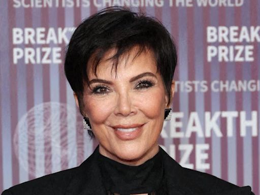 Kris Jenner Accused of Photoshopping Her Body in Bikini Picture: 'This Photo Is Fake in Every Way'