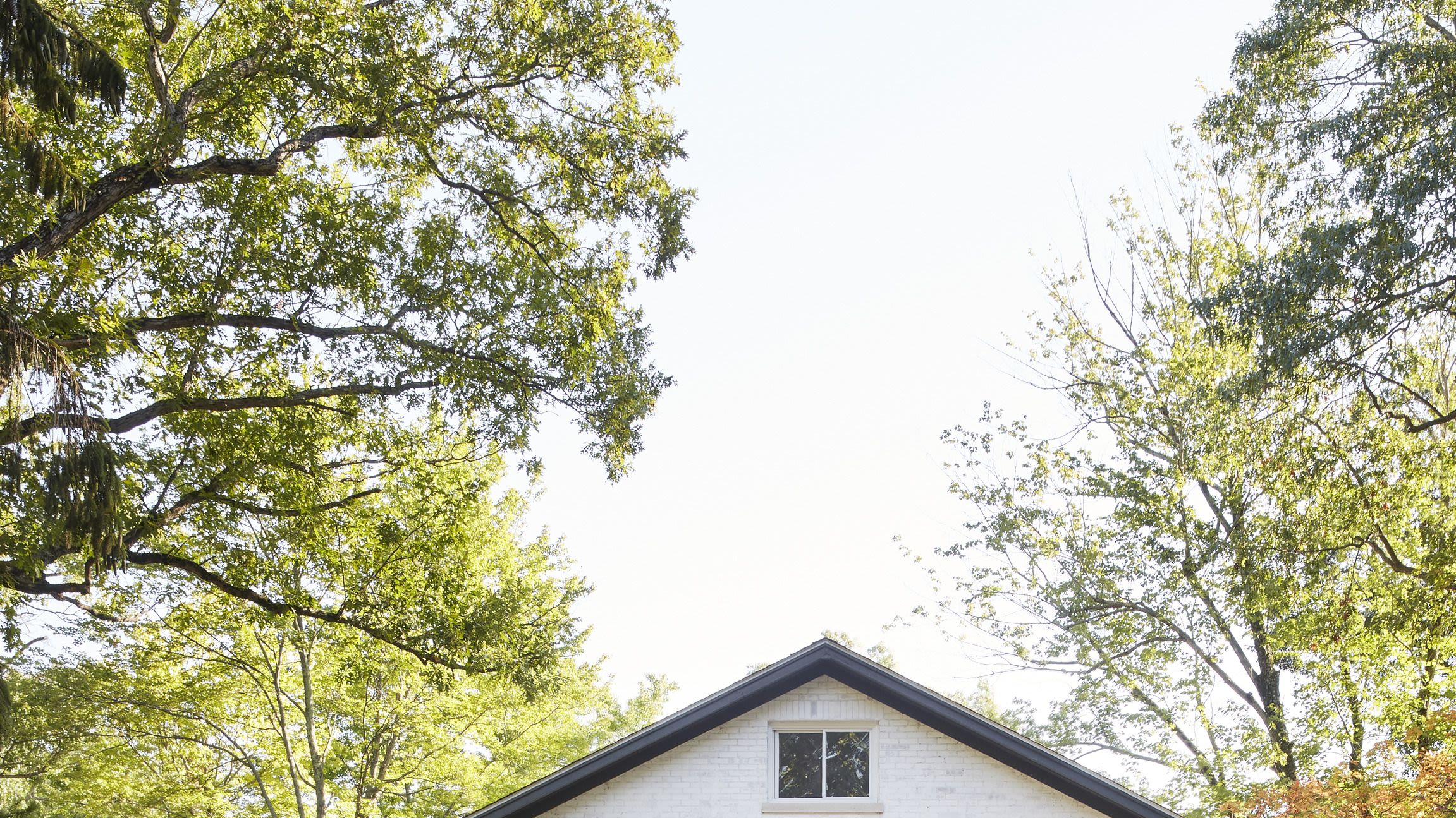 These Designer-Approved Front Door Colors Will Add Instant Curb Appeal