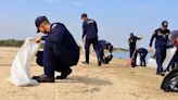 En playa de Barranquilla recolectaron 20 toneladas de basuras que serán reutilizadas por la Armada