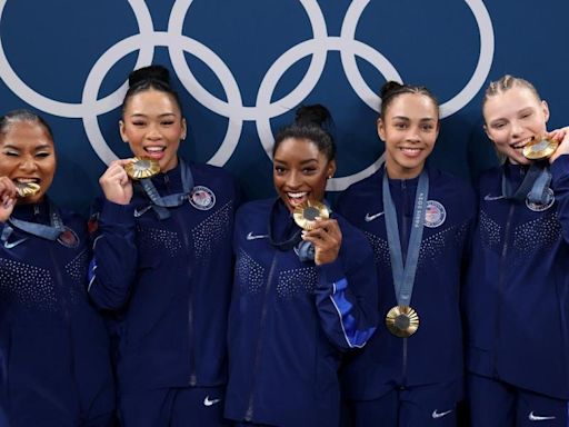 París 2024: Simone Biles protagoniza una inesperada pelea en redes tras su primera medalla dorada