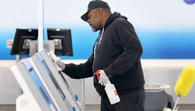 Cleaning company complained about late payments at St. Louis airport. Now it's bailing.
