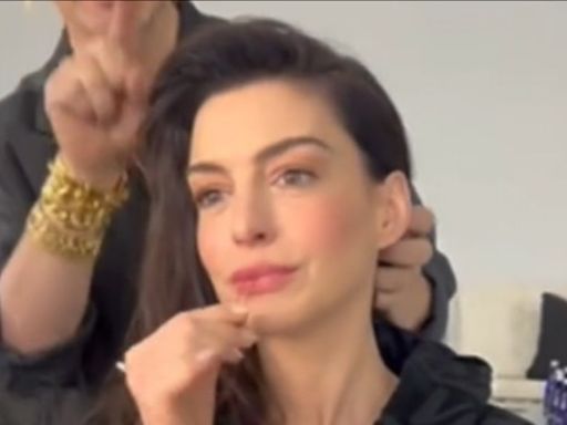 Anne Hathaway reveals hack for lip plumping using a bizarre DIY tool