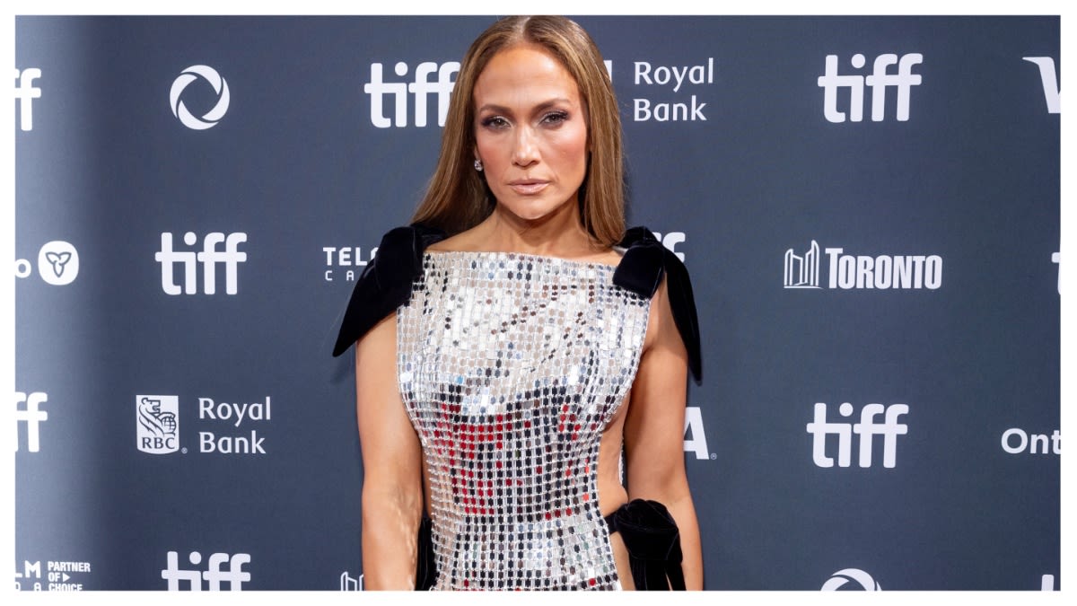 Jennifer Lopez in Tears During 'Worst Year of Her Life': Report