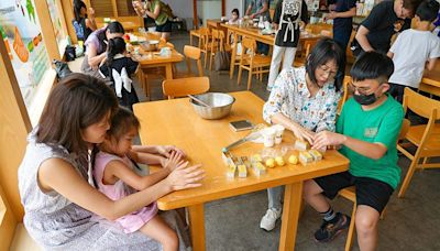 嘉義鳳梨還能醬子玩 親子手作好玩又好吃 | 蕃新聞