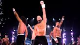 Hombres musculosos en tanga y corbatín: el increíble (y violento) origen de los Chippendales