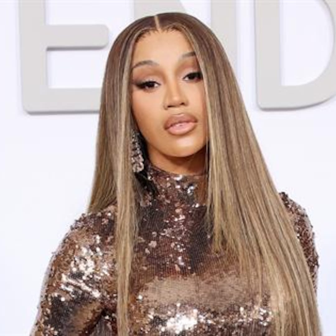 Cardi B Cheekily Claps Back After She’s Body-Shamed for Skintight Look - E! Online