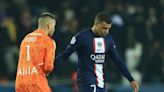 PSG cae ante Lyon; Mónaco remonta ante Estrasburgo