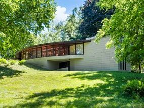 Frank Lloyd Wright’s Winn House Just Hit the Market for $1.85M