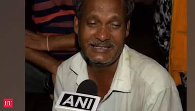 UP Hathras Stampede: "I am left with nothing...," says father of deceased 16-year-old daughter