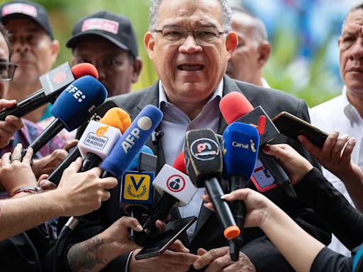 El candidato opositor Márquez pide al ente electoral investigar origen de fondos de campaña de Maduro