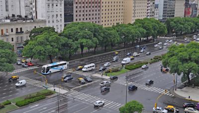 世界最寬的大道在阿根廷 有16個車道