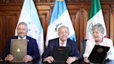 México firma con Honduras y Guatemala un memorándum para proteger comunidades migrantes | El Universal