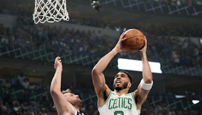 Qui est Jayson Tatum, le basketteur qui devrait signer le contrat le plus cher de l’histoire de la NBA ?