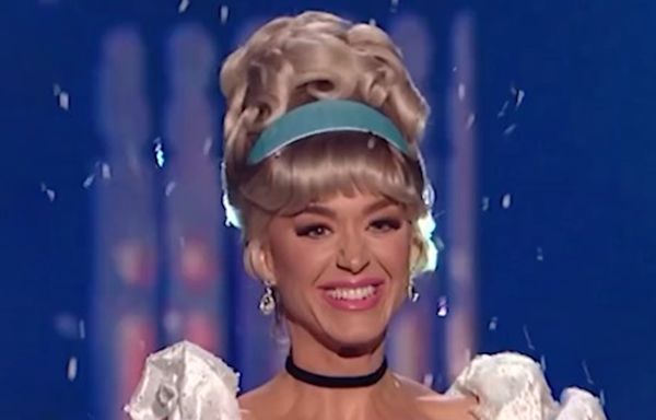 Katy Perry returns to blonde hair as she transforms into Cinderella on Idol