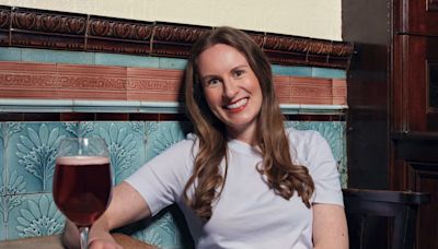 Natalya Watson, mujer más calificada en el mundo de la cerveza