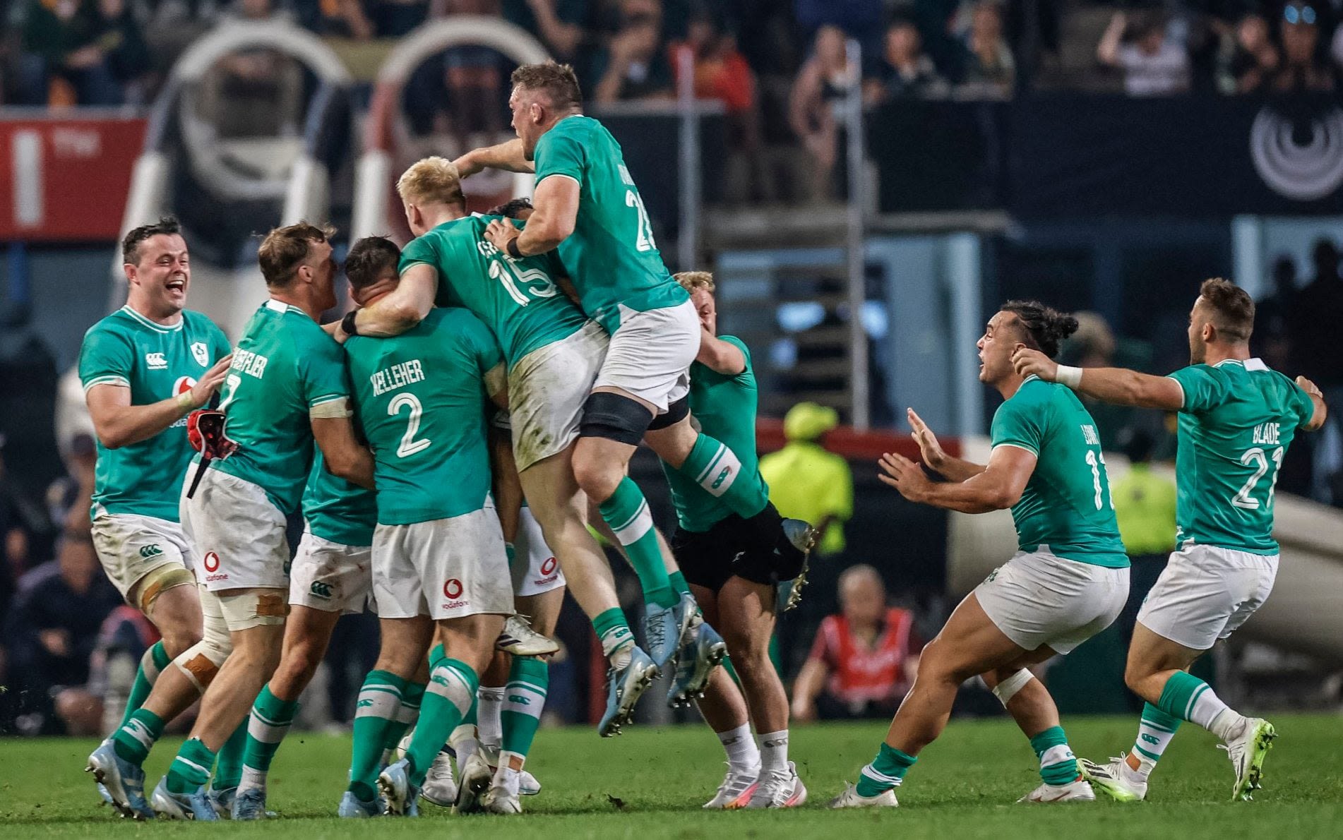 Last-gasp Ciaran Frawley drop-goal gives Ireland stunning win over South Africa