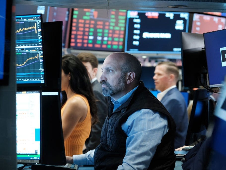 Stock market today: Indexes slide as Biden plan to tighten China chip crackdown weighs on tech