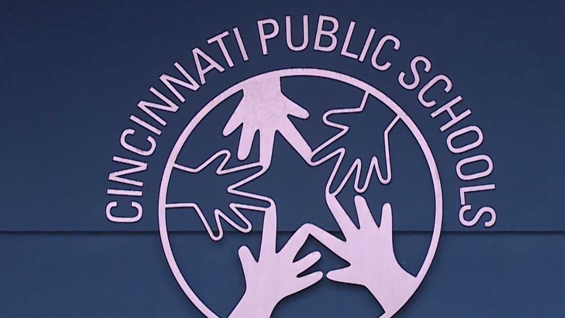 CPS teachers' union announces vote of 'no confidence' against superintendent