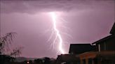 Can lightning strike in the same place twice?