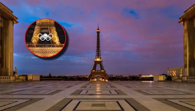 In Photos: See Eiffel Tower Illuminating With Full Moon Shining Perfectly Between Olympic Rings in Viral Pics