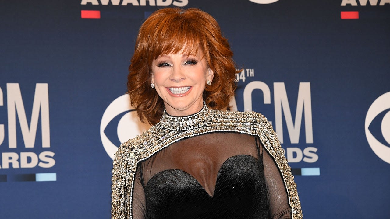 Reba McEntire to Host 2024 Academy of Country Music Awards