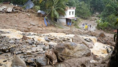 Miraculous escape for 200 people in landslip-hit Vilangad in Kozhikode