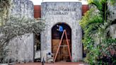 Biblioteca de Coral Gables reabre tras dos años de reformas. Echemos un vistazo
