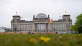 德国国会大厦：零距离体验民主政治 – DW – 2024年5月22日