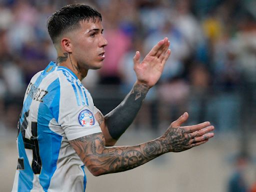 Copa America : Enzo Fernandez s’excuse après le chant raciste des Argentins contre les Bleus