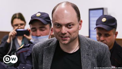 Russia: Kara-Murza lawyer visits jailed Kremlin critic – DW – 07/13/2024