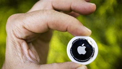 Apple, Google to alert smartphone users of nearby wireless tracking devices