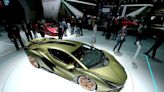 Las marcas italianas Lamborghini y Tod's se unen por la moda