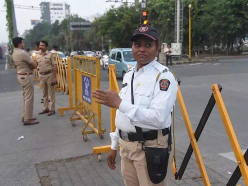 Wardha Road ‘no Crossing’ Trial Successful, Say Traffic Police | Nagpur News - Times of India