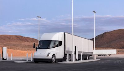 Tesla still plans to build 1,800-mile charging corridor for semi trucks despite Biden funding snub