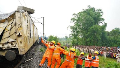 Indian Railways To Probe Kanchenjunga Train Tragedy; Death Toll Rises to 10 - What We Know So Far