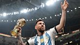 La original, la réplica, la trucha... La historia completa de las 29 Copas del Mundo que levantó Argentina en Qatar
