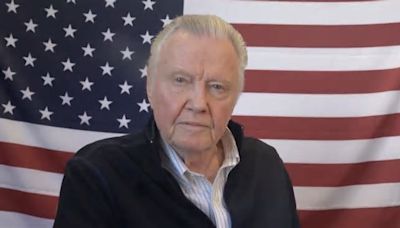 Jon Voight Rages Against ‘Barbaric Animals Destroying’ U.S. in Gushing Pro-Trump Rant Following His Trip to Mar-a-Lago