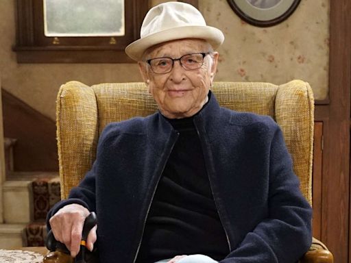 Norman Lear's Producing Partner Reflects on Creating “Maude” 1972 Abortion Episode: 'It's a Slice of Life'