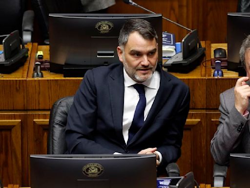 El duro golpe a la UDI que provocó la condena al padre del senador Macaya - La Tercera