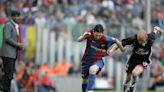 El día en que un Lionel Messi de 19 años bailó a Luis Rubiales en un partido entre Barcelona y Levante